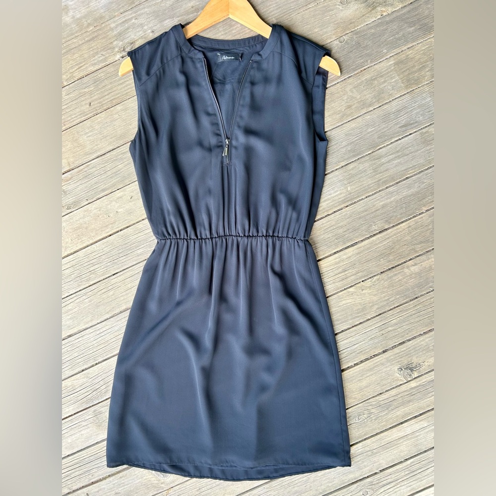Reitmans black Sleeveless Midi Dress